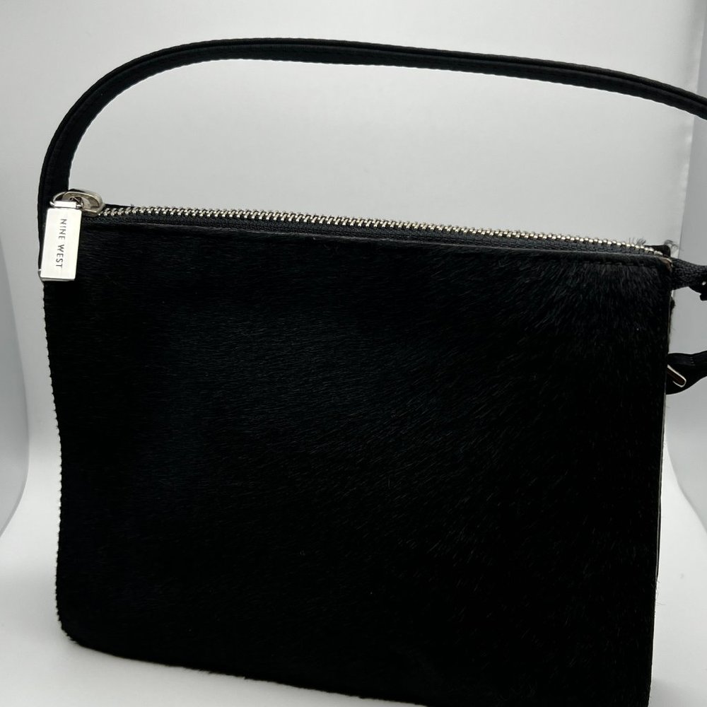 NINE WEST